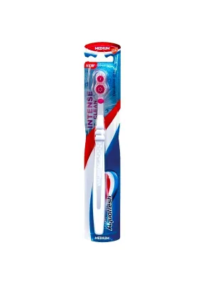 Aquafresh Intense Clean Medium Zahnbürste (mittelweich) 1 Stück